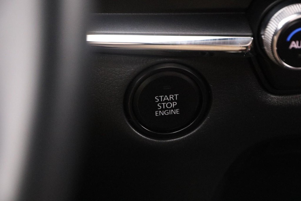 Mazda CX-30 Vehicle Image 15