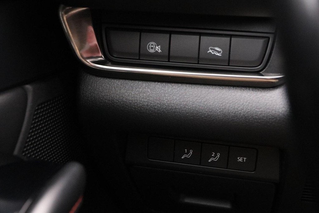 Mazda CX-30 Vehicle Image 19