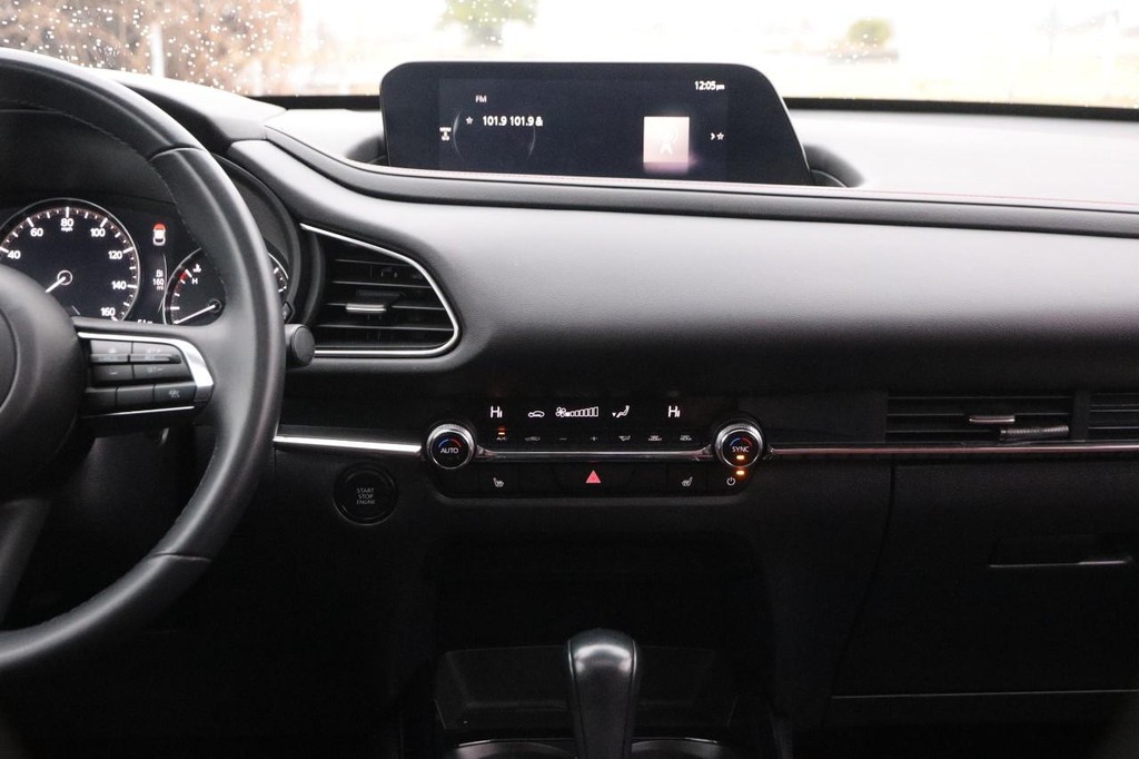 Mazda CX-30 Vehicle Image 23