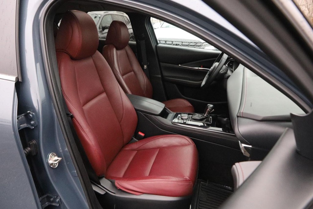 Mazda CX-30 Vehicle Image 25