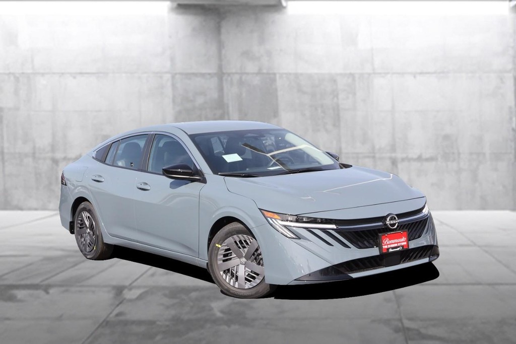 Nissan Sentra Vehicle Image 02