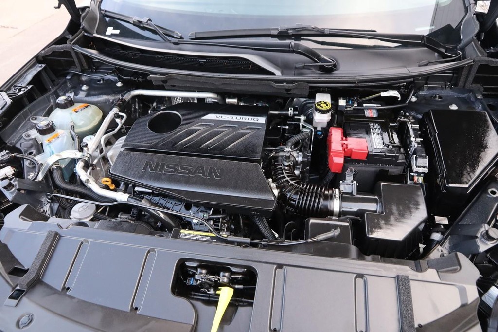 Nissan Rogue Vehicle Image 27