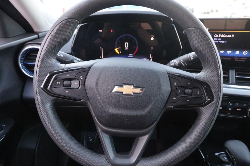 Chevrolet Trax Vehicle Image 10