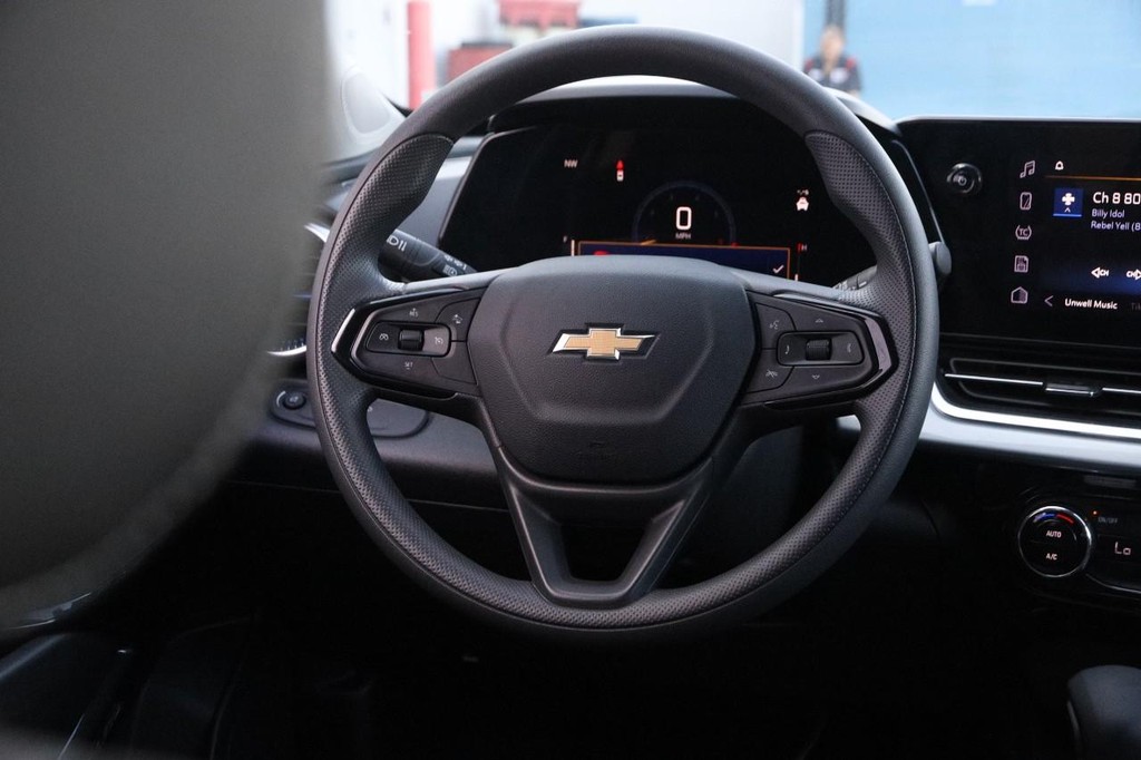 Chevrolet Trax Vehicle Image 20