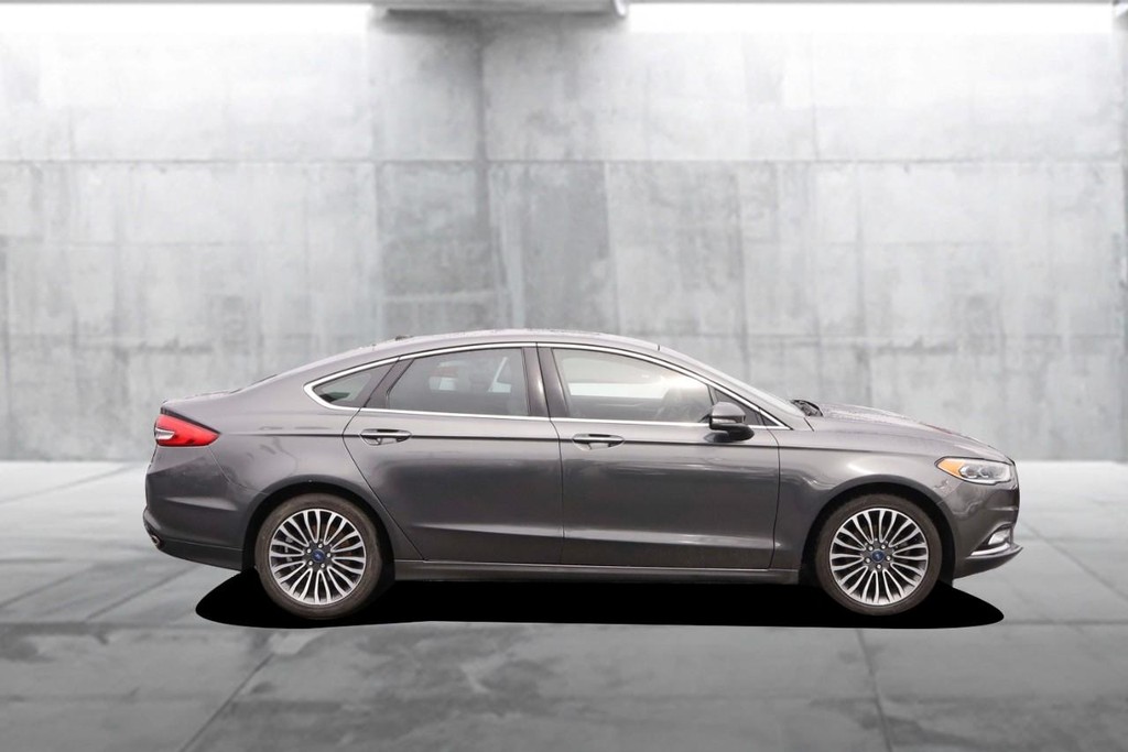 Ford Fusion Vehicle Image 05