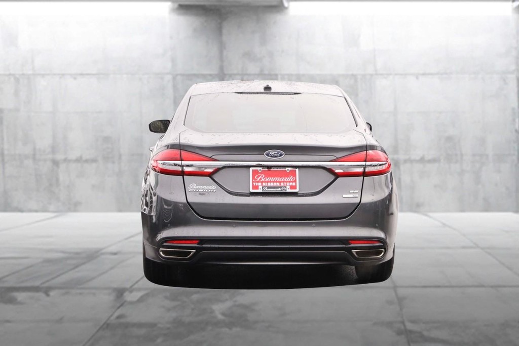 Ford Fusion Vehicle Image 06