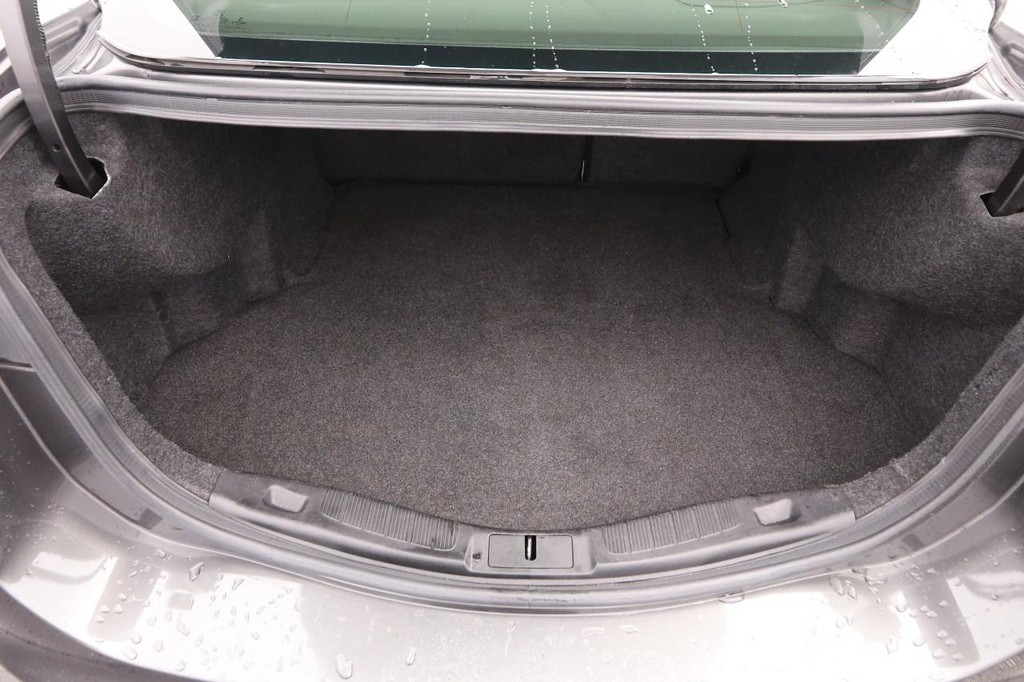 Ford Fusion Vehicle Image 07