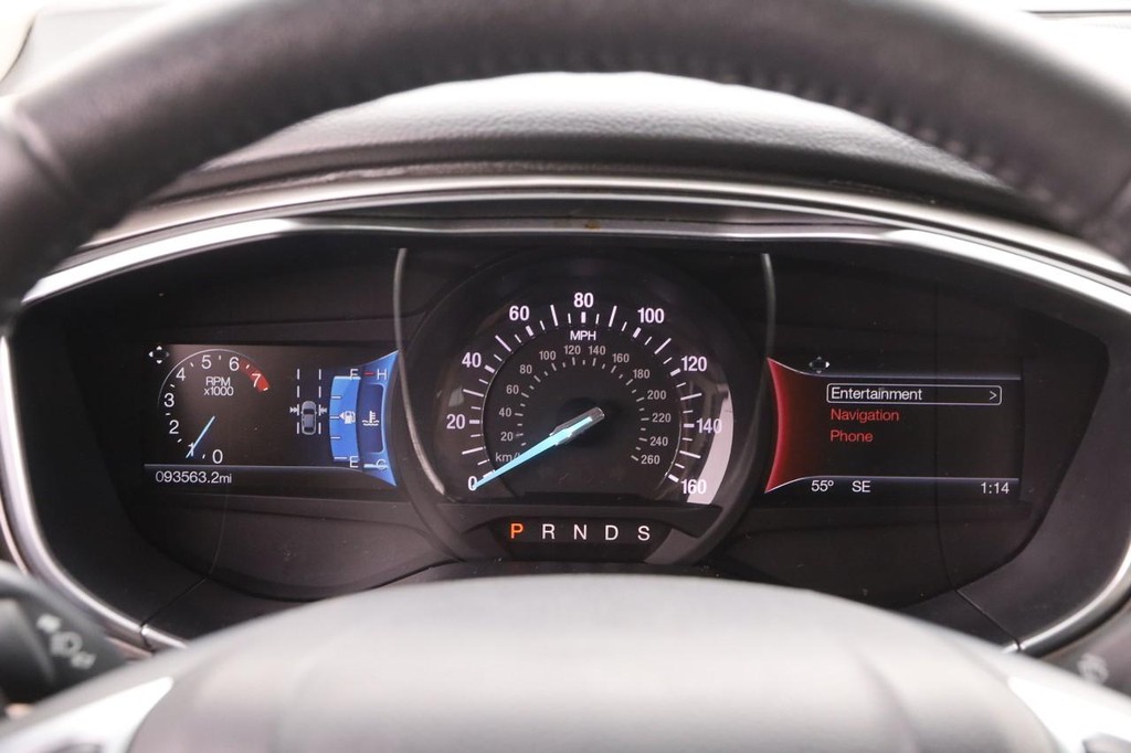 Ford Fusion Vehicle Image 14