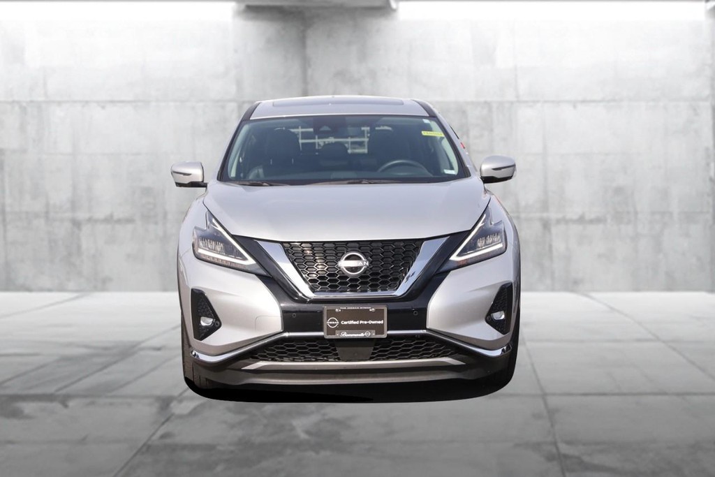 Nissan Murano Vehicle Full-screen Gallery Image 4