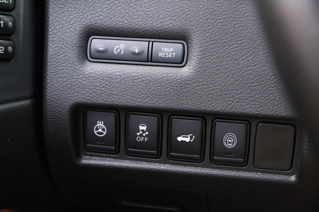 Nissan Murano Vehicle Full-screen Gallery Image 21