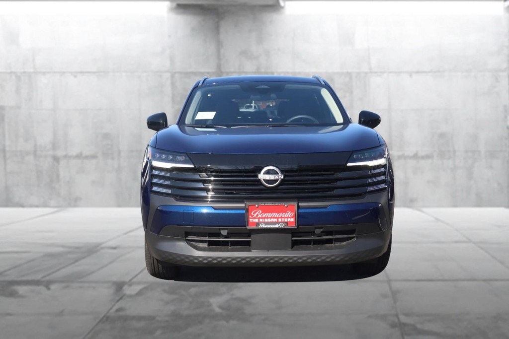 Nissan Kicks Vehicle Image 04