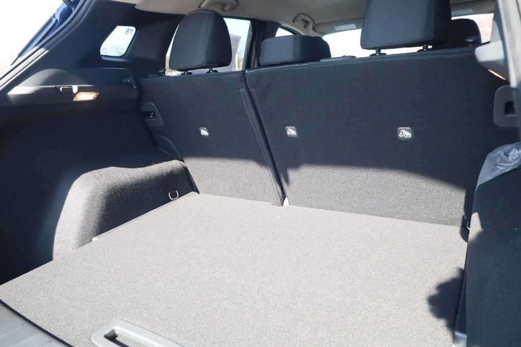 Nissan Kicks Vehicle Image 21