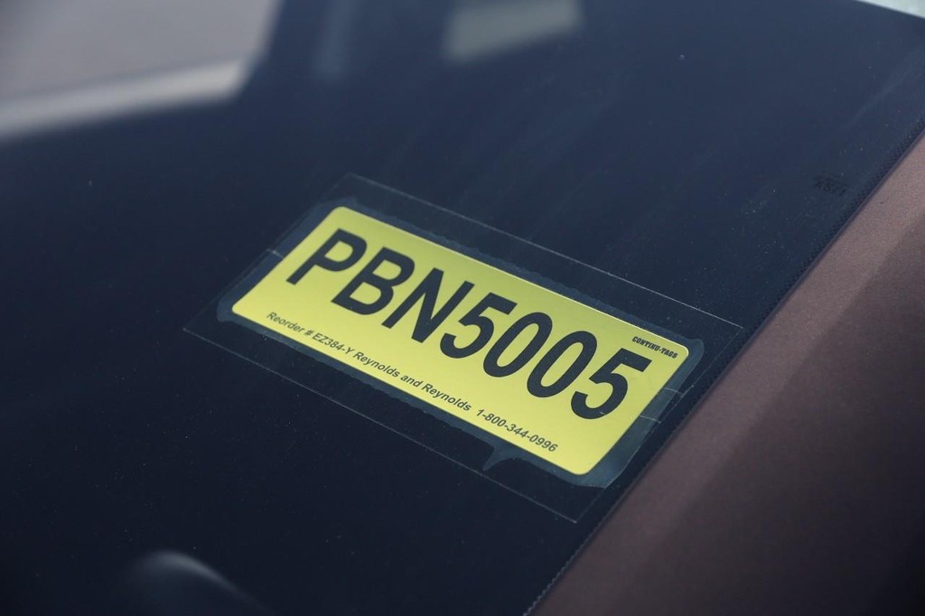 Nissan Rogue Vehicle Image 28