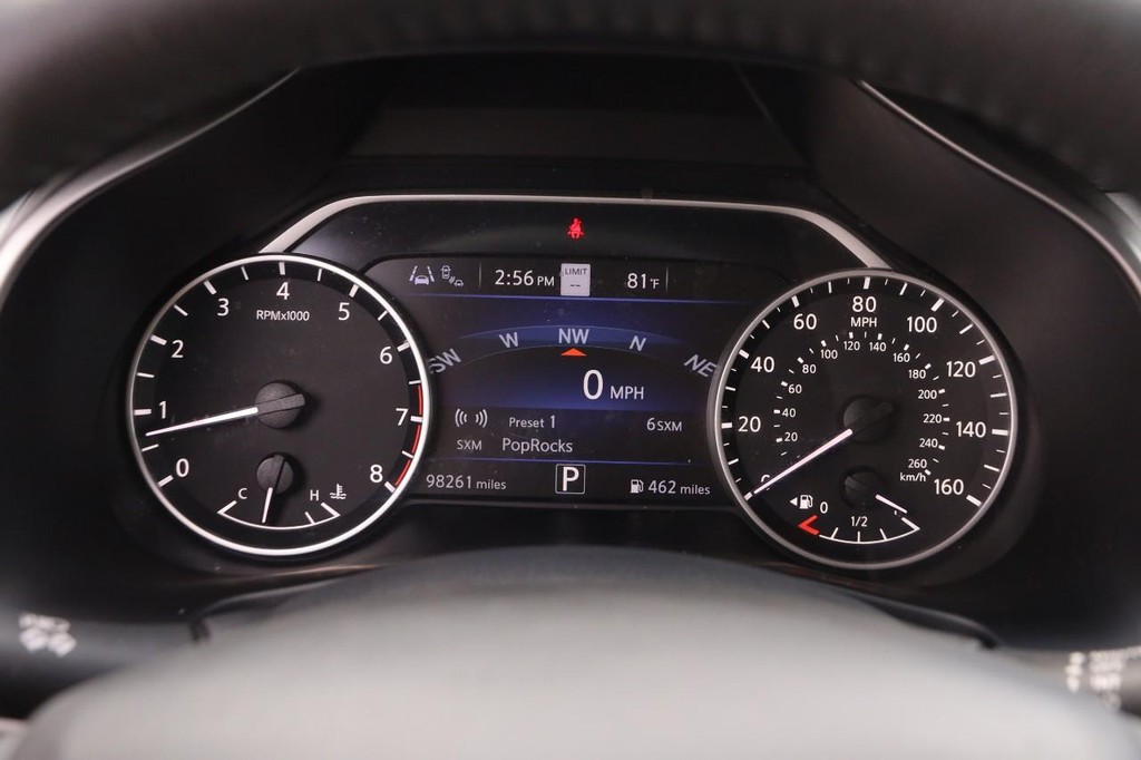 Nissan Murano Vehicle Image 14