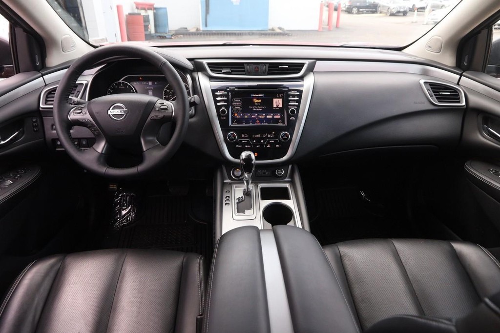 Nissan Murano Vehicle Image 21