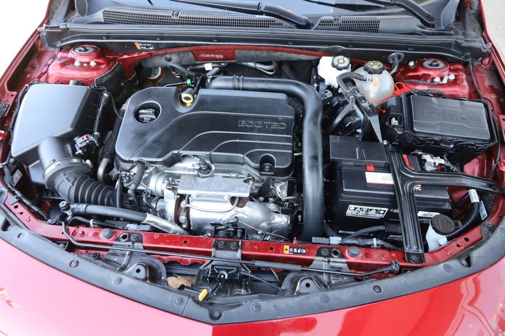 Chevrolet Malibu Vehicle Full-screen Gallery Image 25