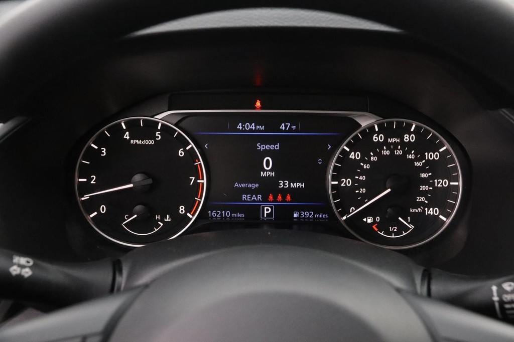 Nissan Altima Vehicle Image 13