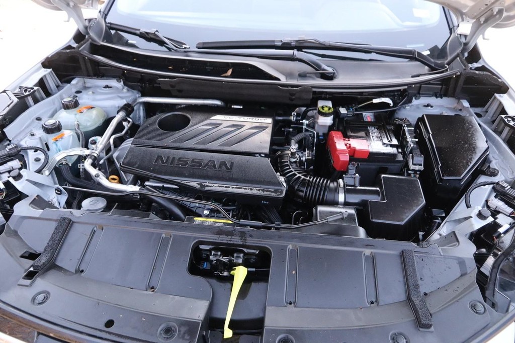 Nissan Rogue Vehicle Full-screen Gallery Image 27