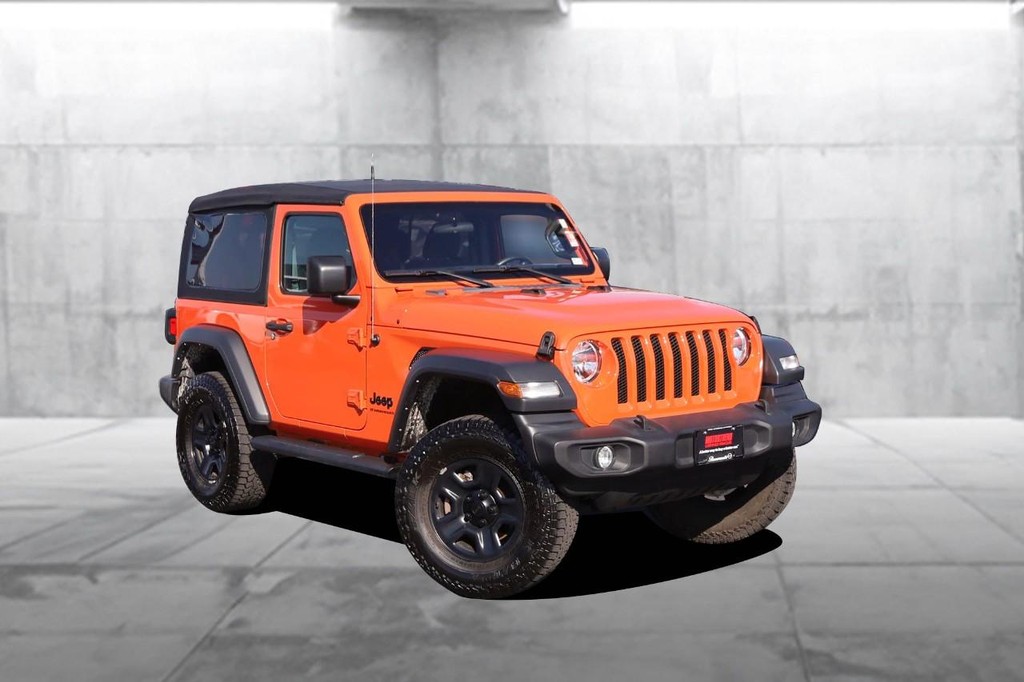 Jeep Wrangler Vehicle Image 02