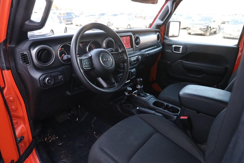 Jeep Wrangler Vehicle Image 22