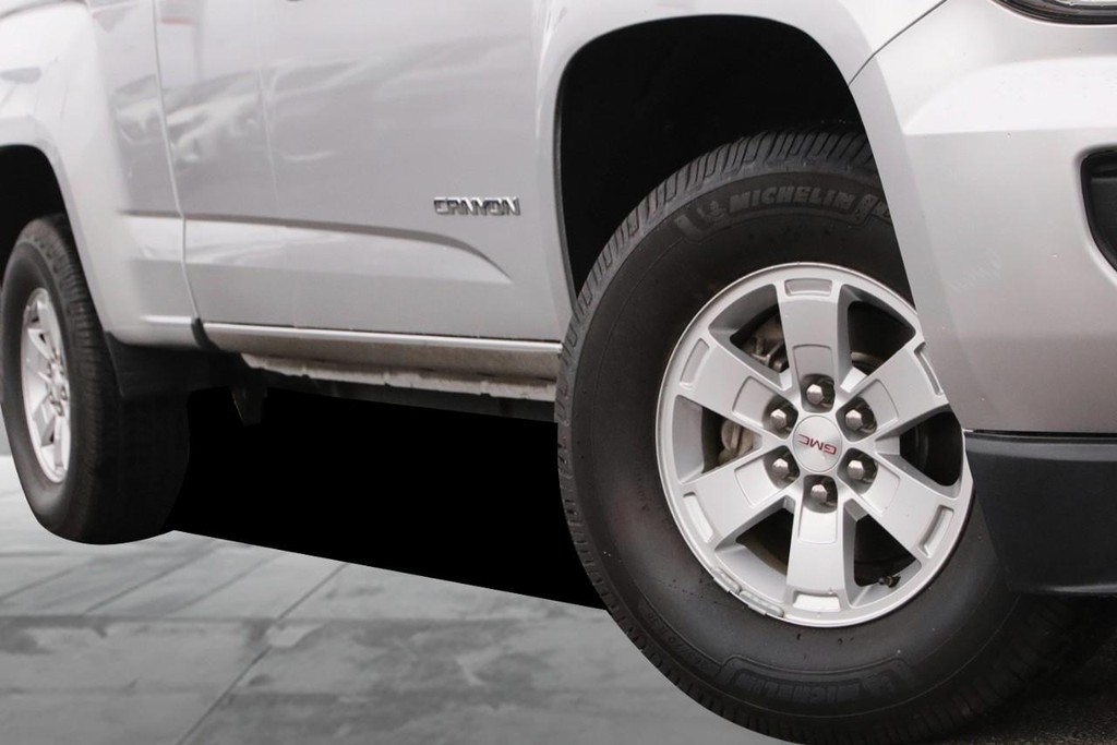 GMC Canyon Vehicle Image 03