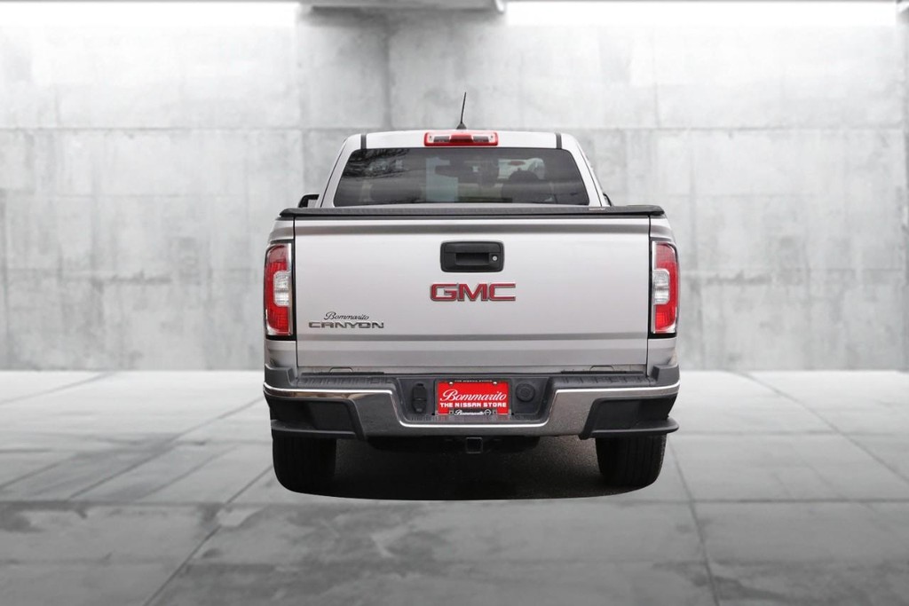 GMC Canyon Vehicle Image 06