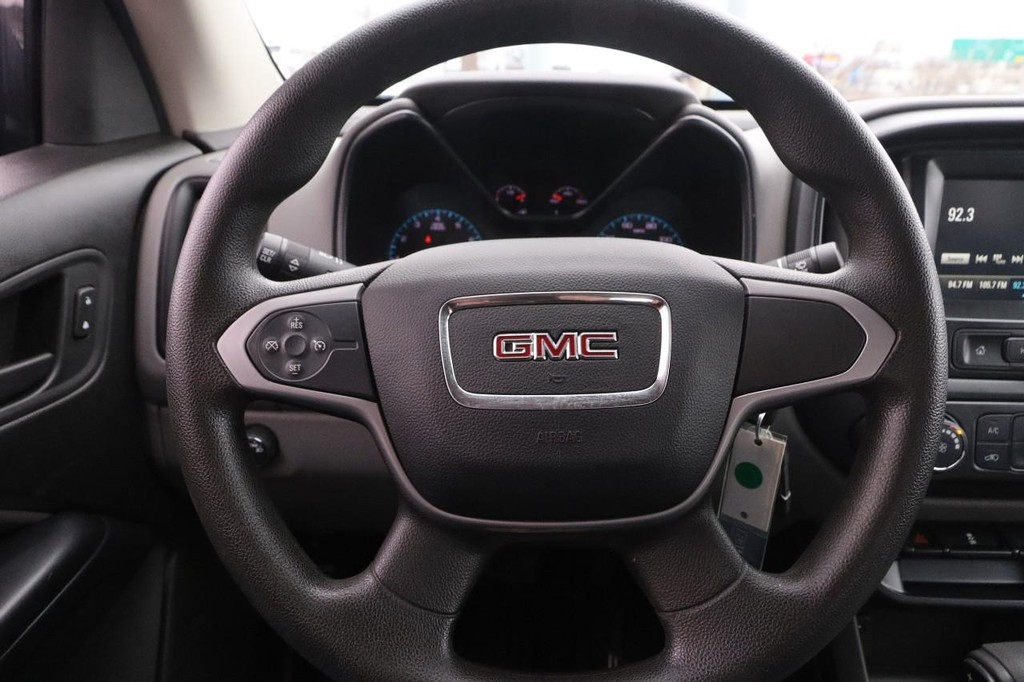 GMC Canyon Vehicle Image 10