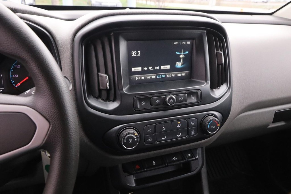 GMC Canyon Vehicle Image 13