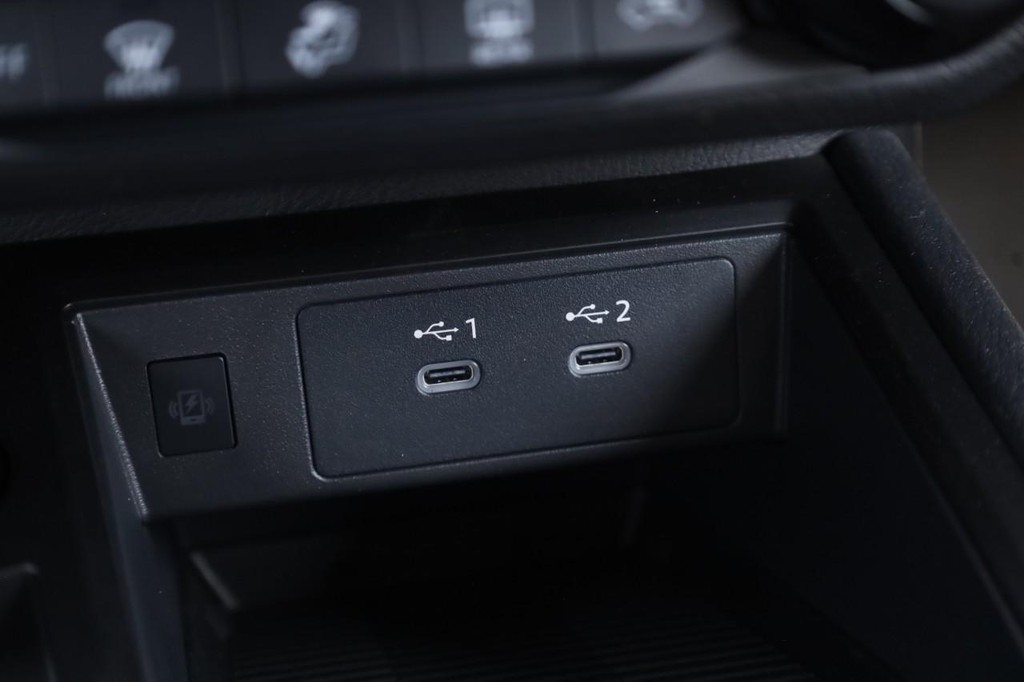 Nissan Kicks Vehicle Image 17