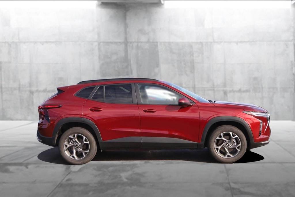 Chevrolet Trax Vehicle Full-screen Gallery Image 05