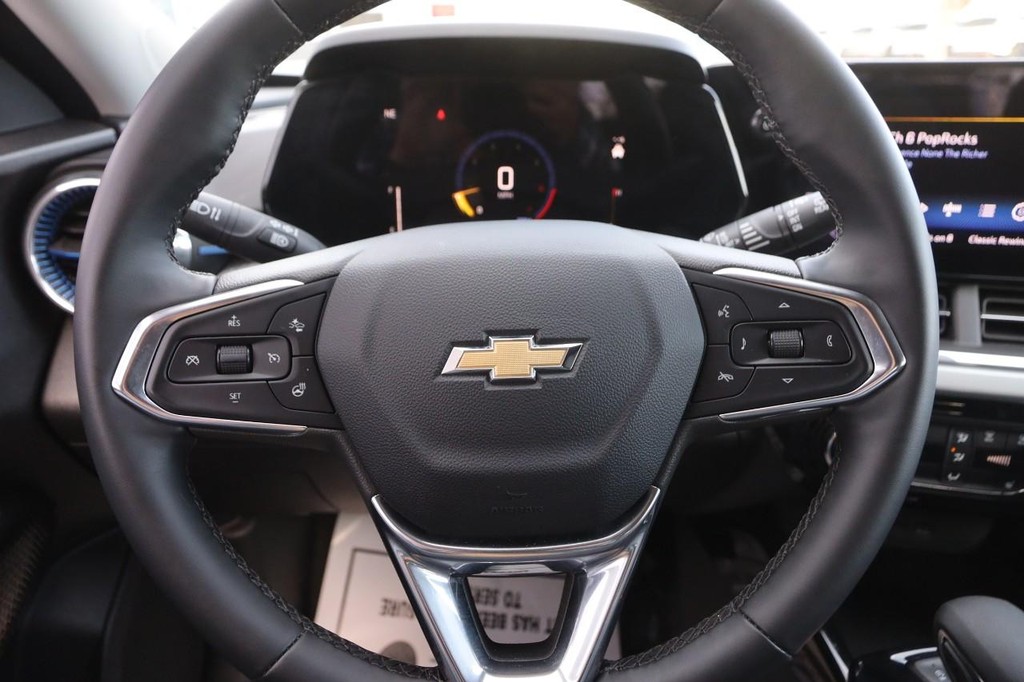 Chevrolet Trax Vehicle Full-screen Gallery Image 10