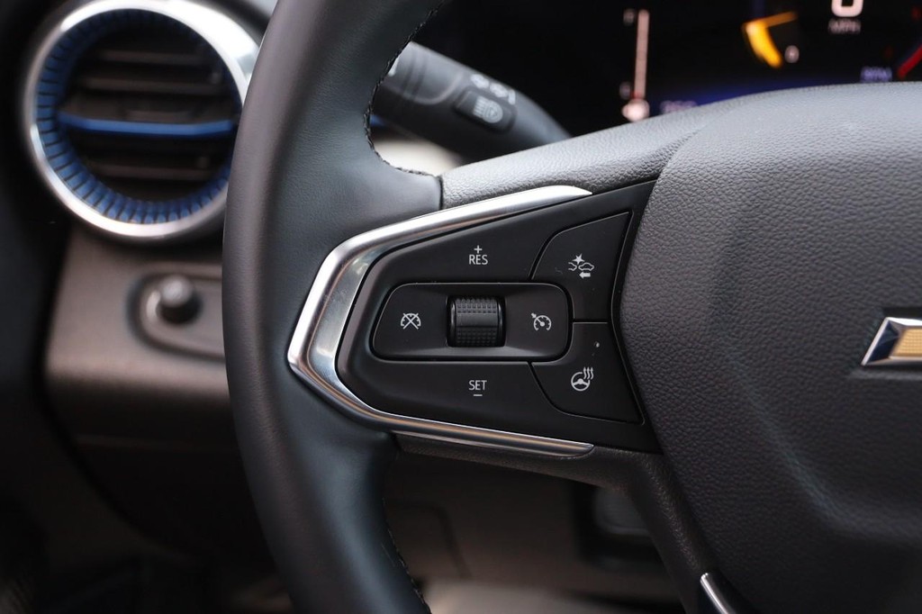 Chevrolet Trax Vehicle Full-screen Gallery Image 11