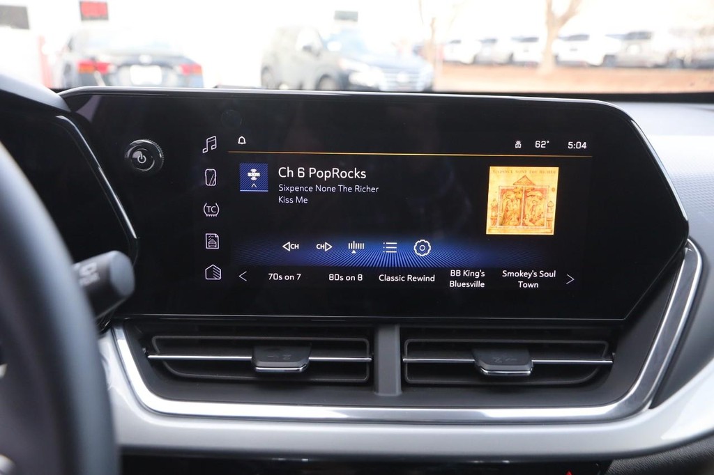 Chevrolet Trax Vehicle Full-screen Gallery Image 14