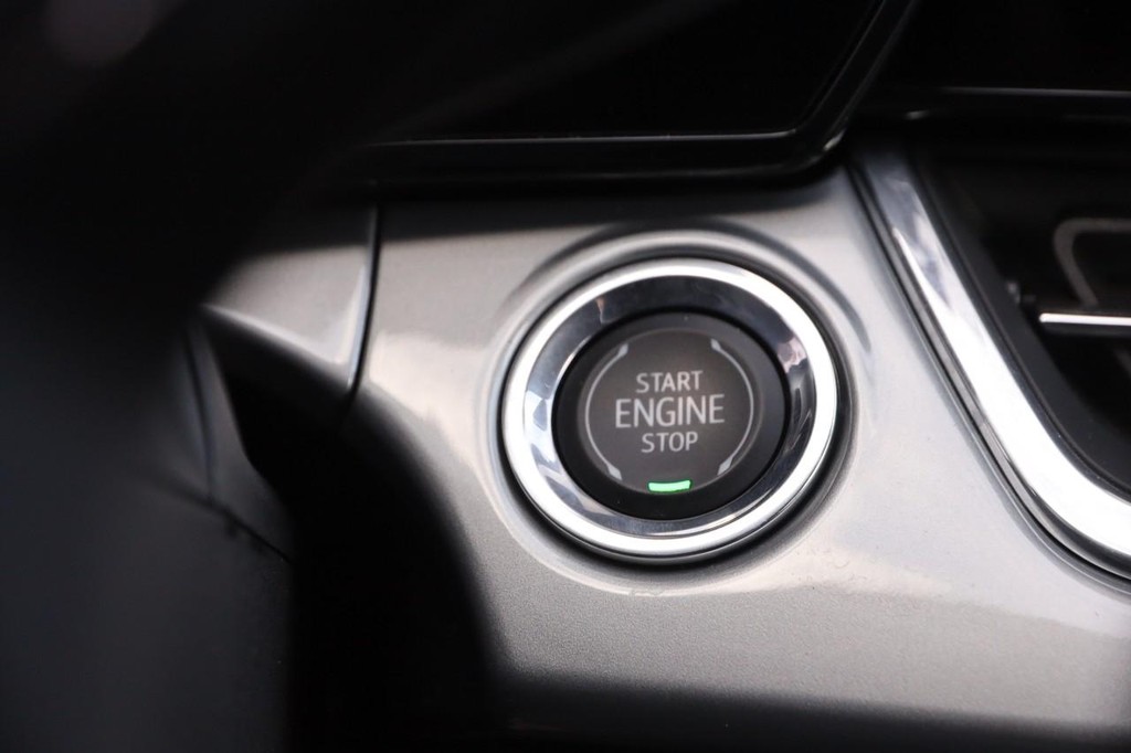 Chevrolet Trax Vehicle Full-screen Gallery Image 15