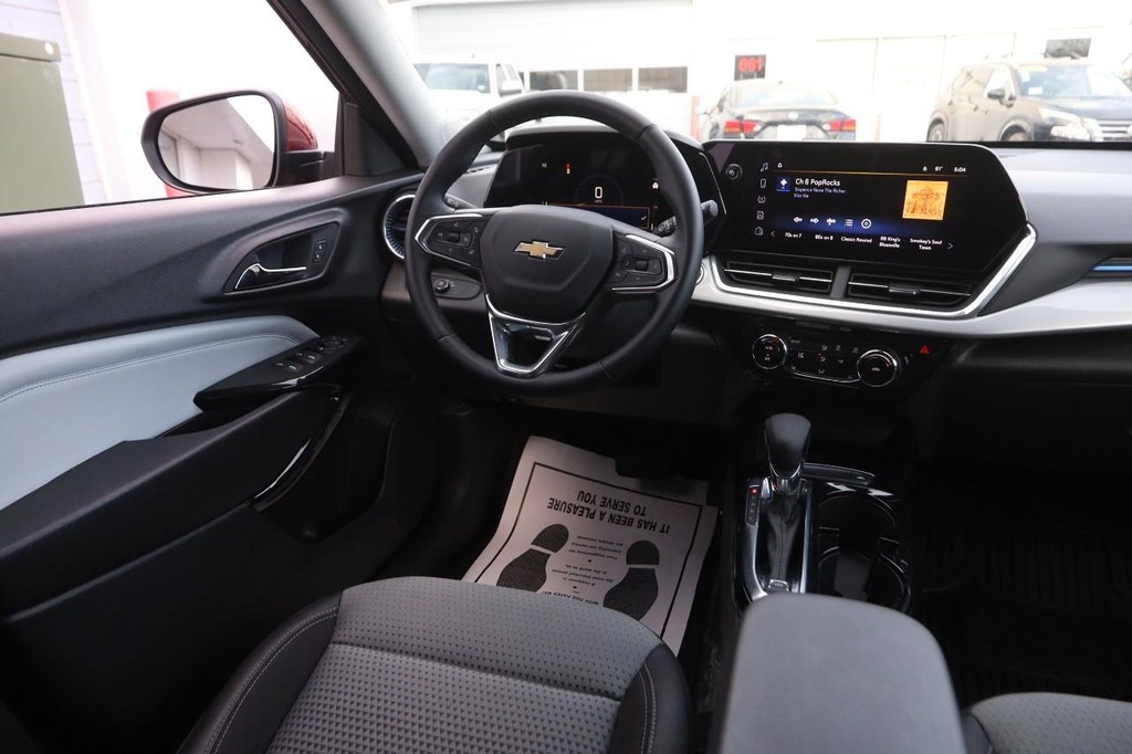 Chevrolet Trax Vehicle Full-screen Gallery Image 20