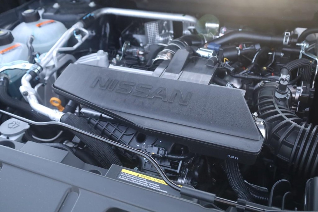 Nissan Rogue Vehicle Full-screen Gallery Image 24
