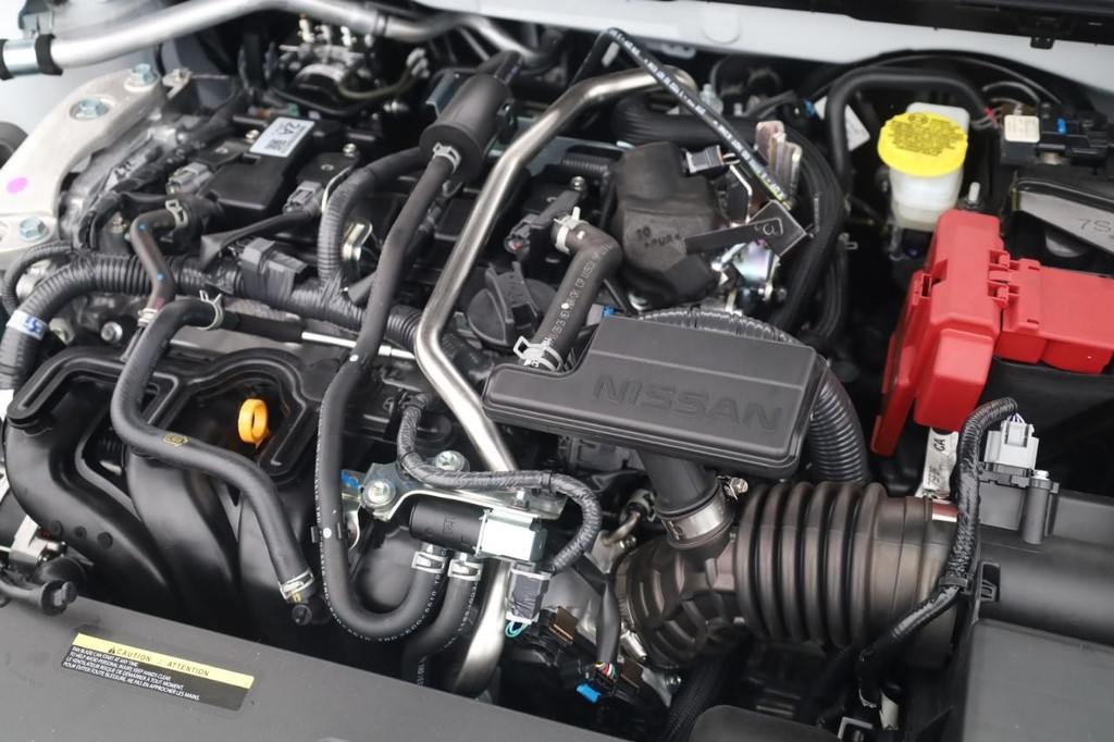 Nissan Sentra Vehicle Image 24