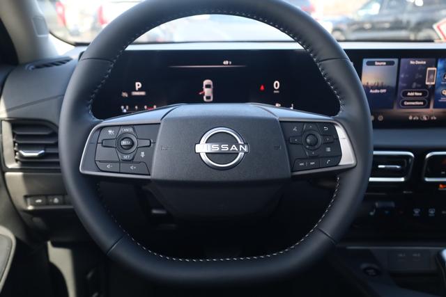 Nissan Sentra Vehicle Full-screen Gallery Image 7