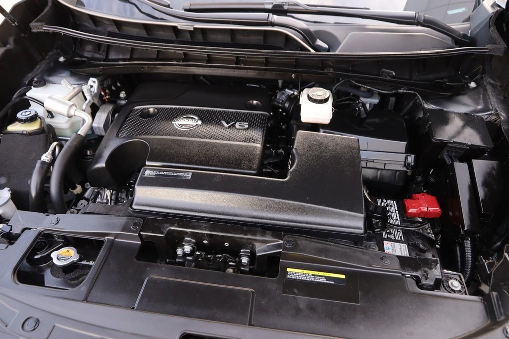 Nissan Murano Vehicle Image 28