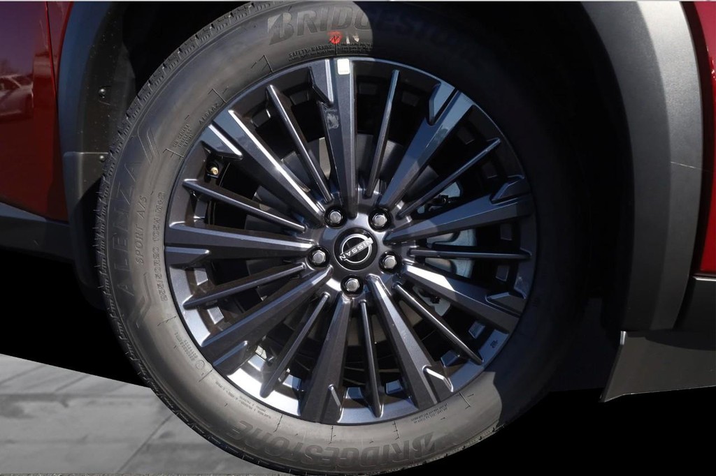 Nissan Pathfinder Vehicle Image 03