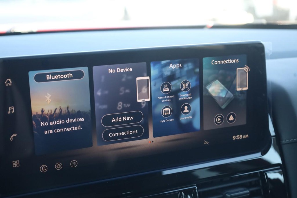 Nissan Pathfinder Vehicle Image 14