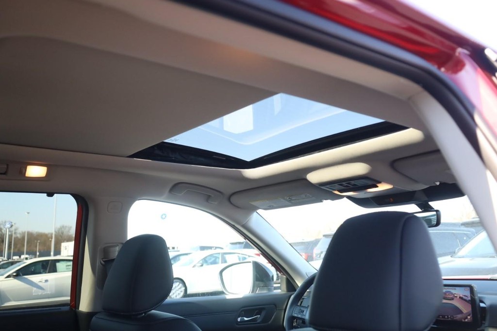 Nissan Pathfinder Vehicle Image 23