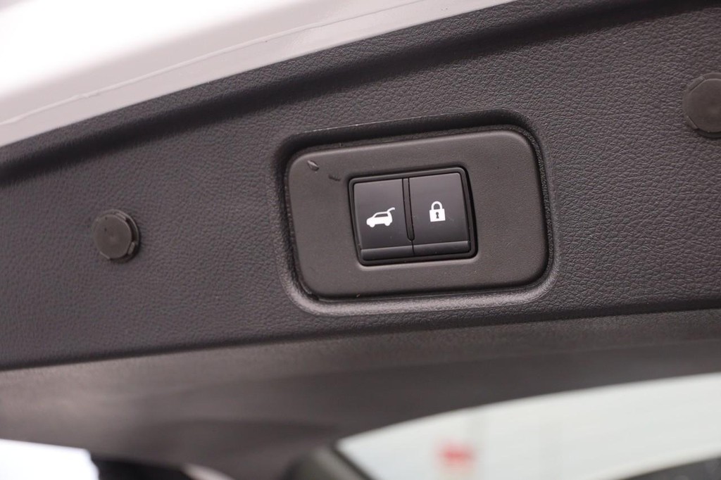 Nissan Pathfinder Vehicle Image 08