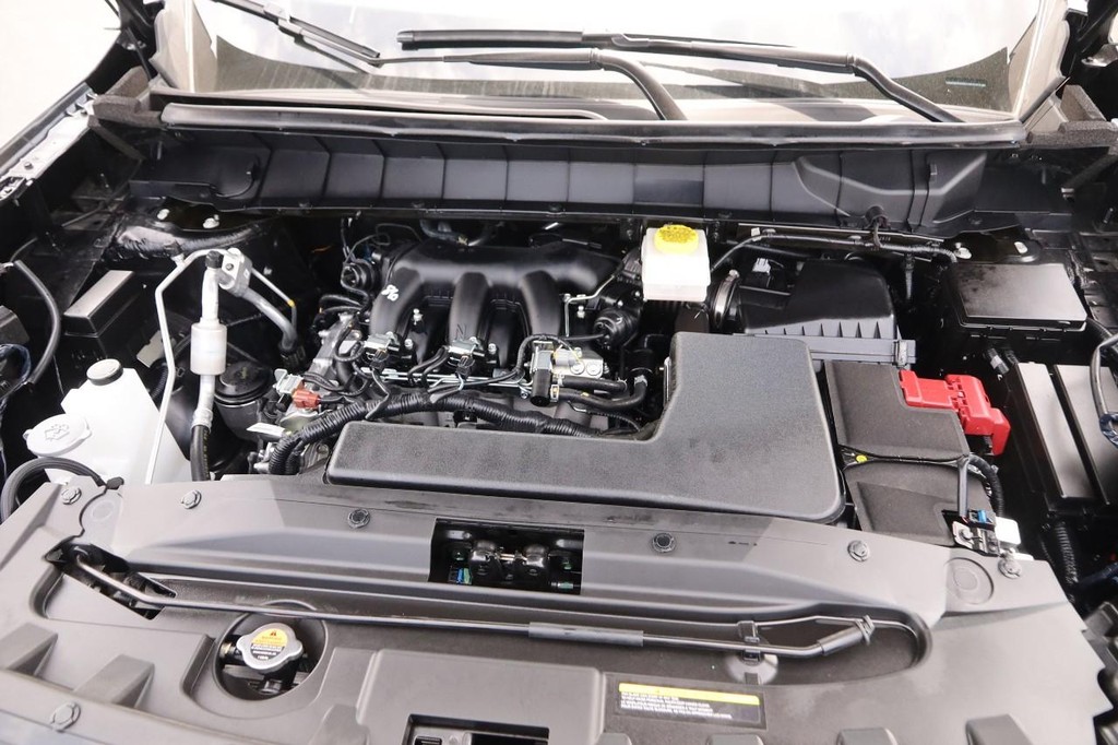 Nissan Pathfinder Vehicle Image 28