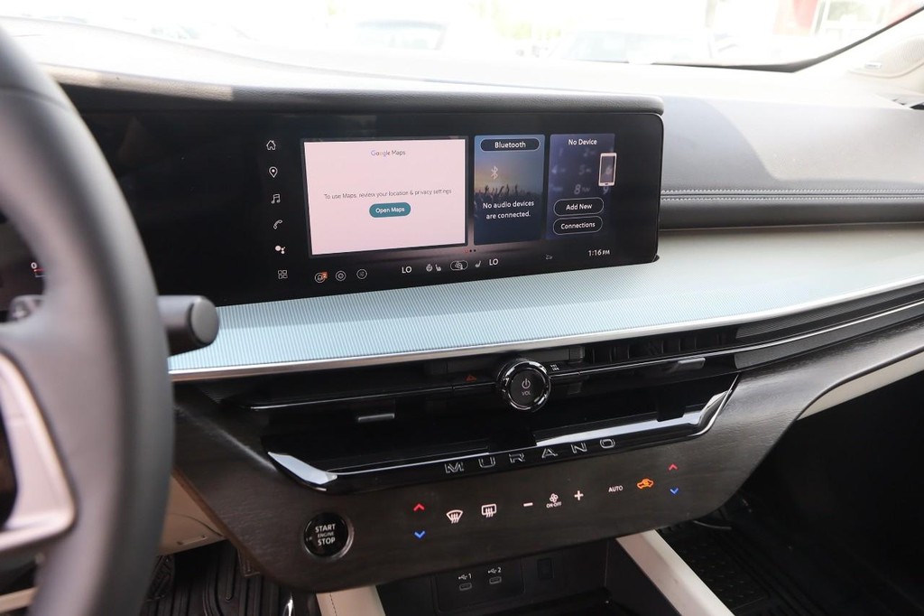 Nissan Murano Vehicle Image 17