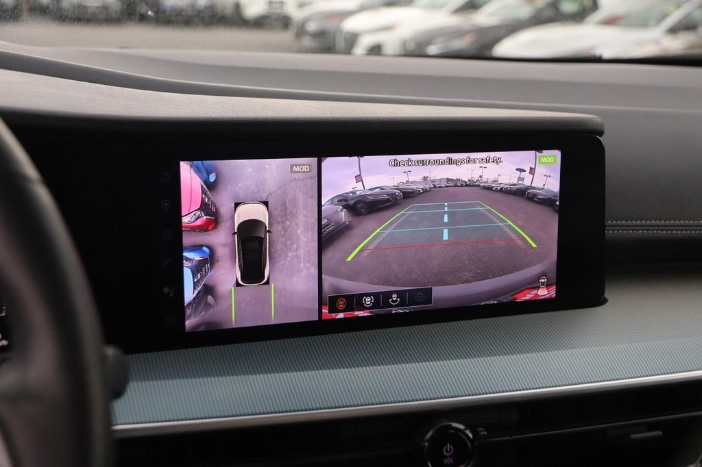 Nissan Murano Vehicle Image 18