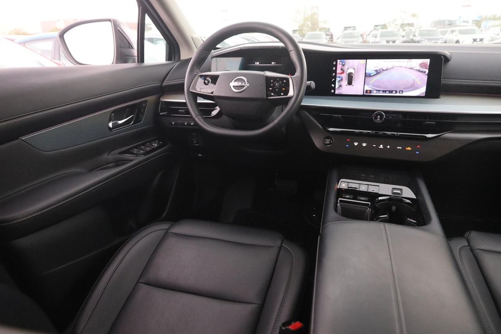 Nissan Murano Vehicle Image 25