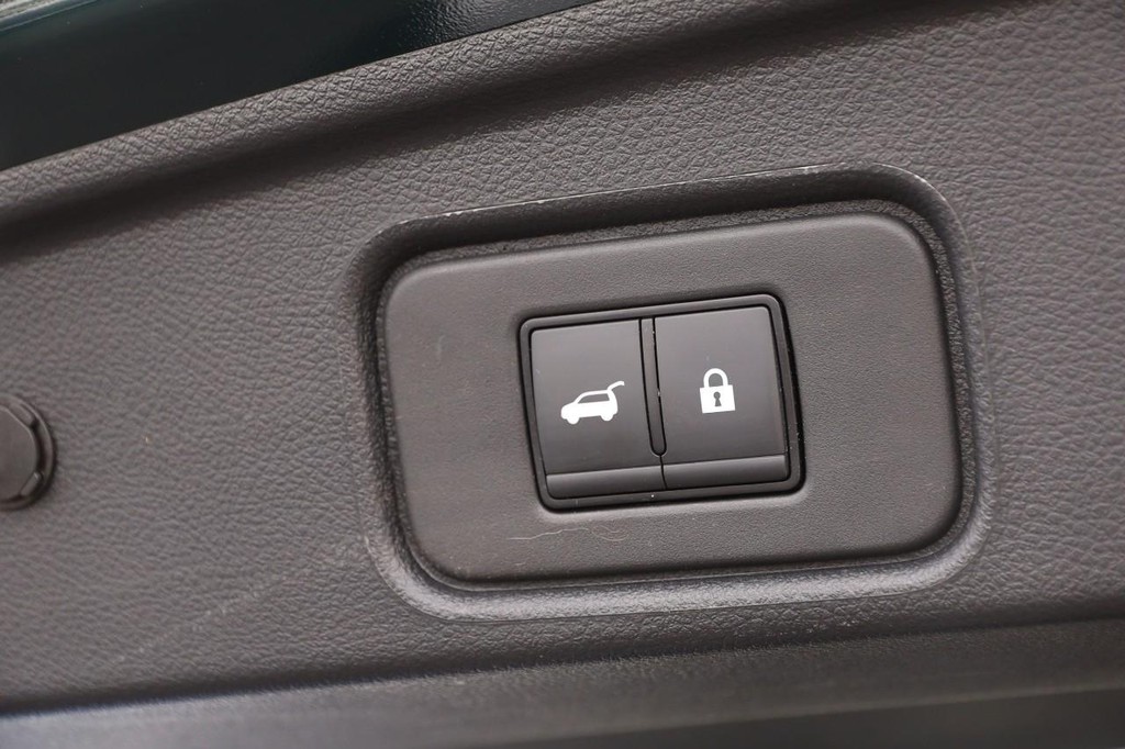 Nissan Pathfinder Vehicle Image 08
