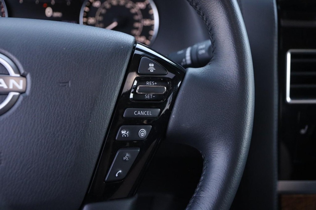 Nissan Armada Vehicle Image 15