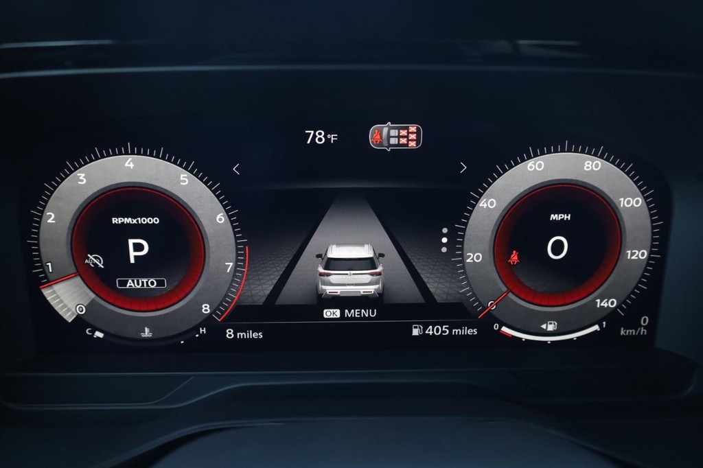 Nissan Pathfinder Vehicle Full-screen Gallery Image 13